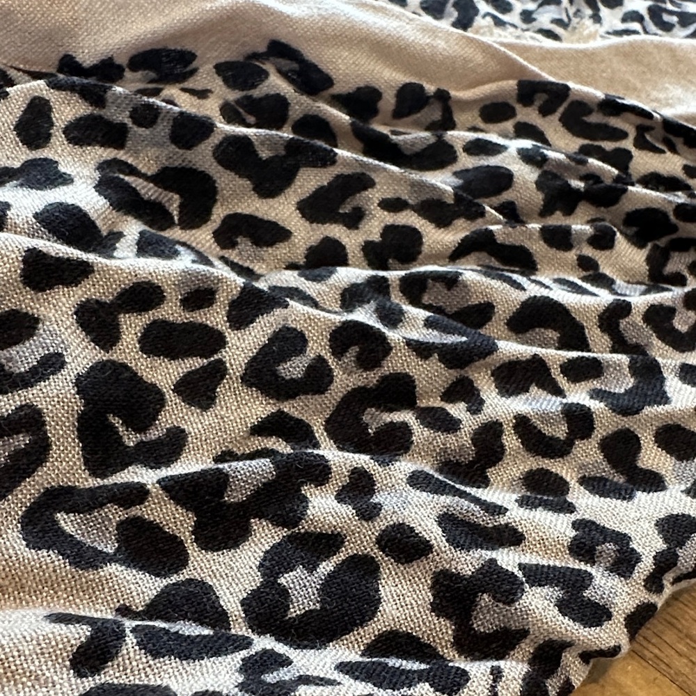 *last chance* Stella & Dot | Leopard Print Scarf & Wrap with Tan Border - Picture 7 of 7